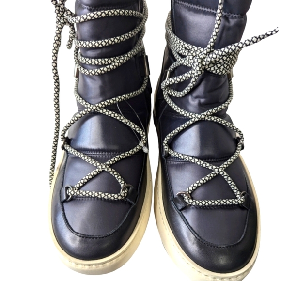 Aquatalia Women's Amalia Weatherproof Boot . - Picture 4 of 10